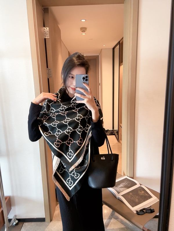 ブランドマフラー側面デザイン